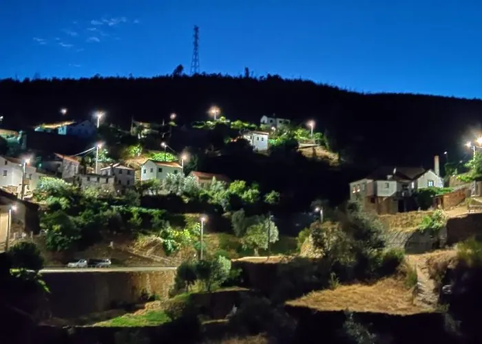 Летний дом A Casa Da Natalia Cha de Alvares